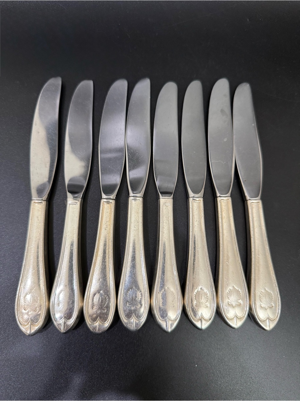 8pcs Vintage AMSILCO Custom Logo Golf Country Club Laurel Leaf 7” Butter Knives